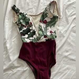 New lucky Leo dance leotard